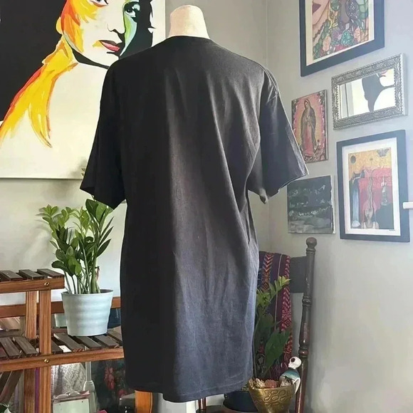 AC/DC Graphic Design T-Shirt - Picture 6 of 7